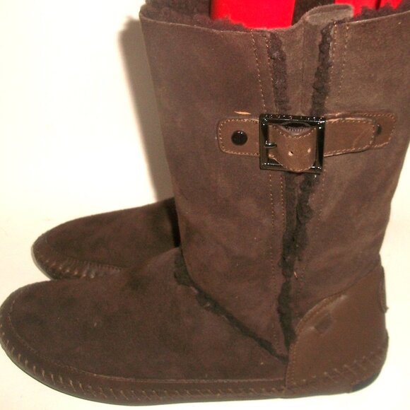 Tory Burch Mid-Calf Brown Suede Moccasin Boots Lined w Authentic Shearling 9.5M - Picture 1 of 9